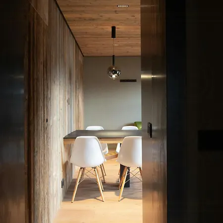 Apartment Historic Dwelling With Terrace In Sauris